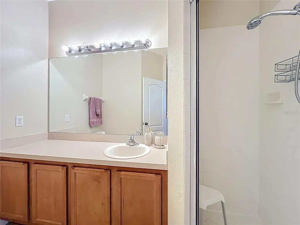 3309 Wilshire Way Road Orlando FL 32829