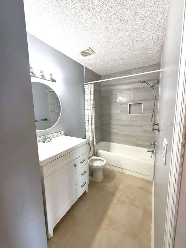 308 Lake Parsons Green Brandon FL 33511