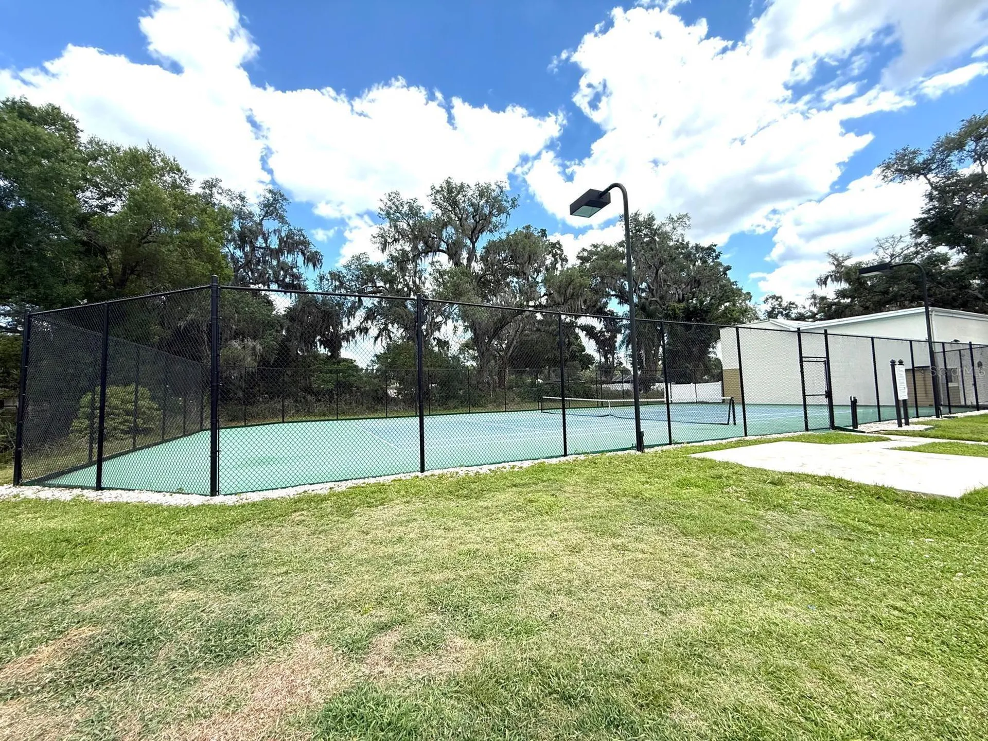 308 Lake Parsons Green Brandon FL 33511