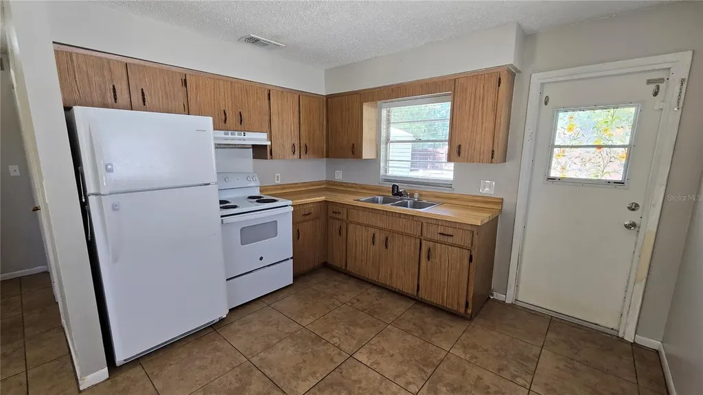 5347 Satsuma Drive Zephyrhills FL 33542
