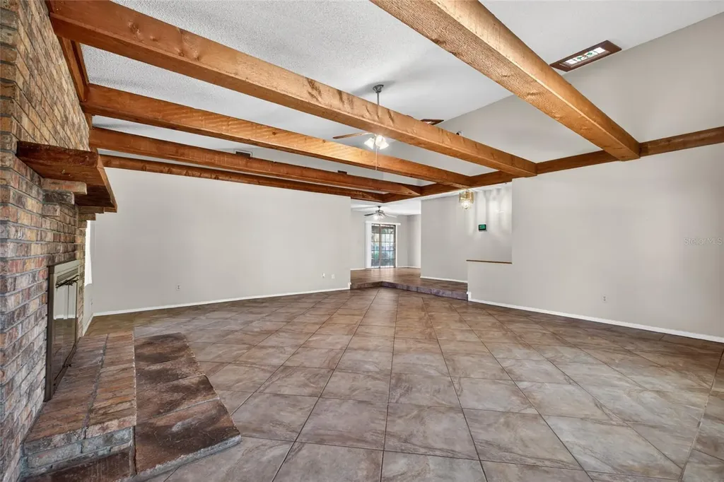 850 Lake Elbert Park NE Winter Haven FL 33881
