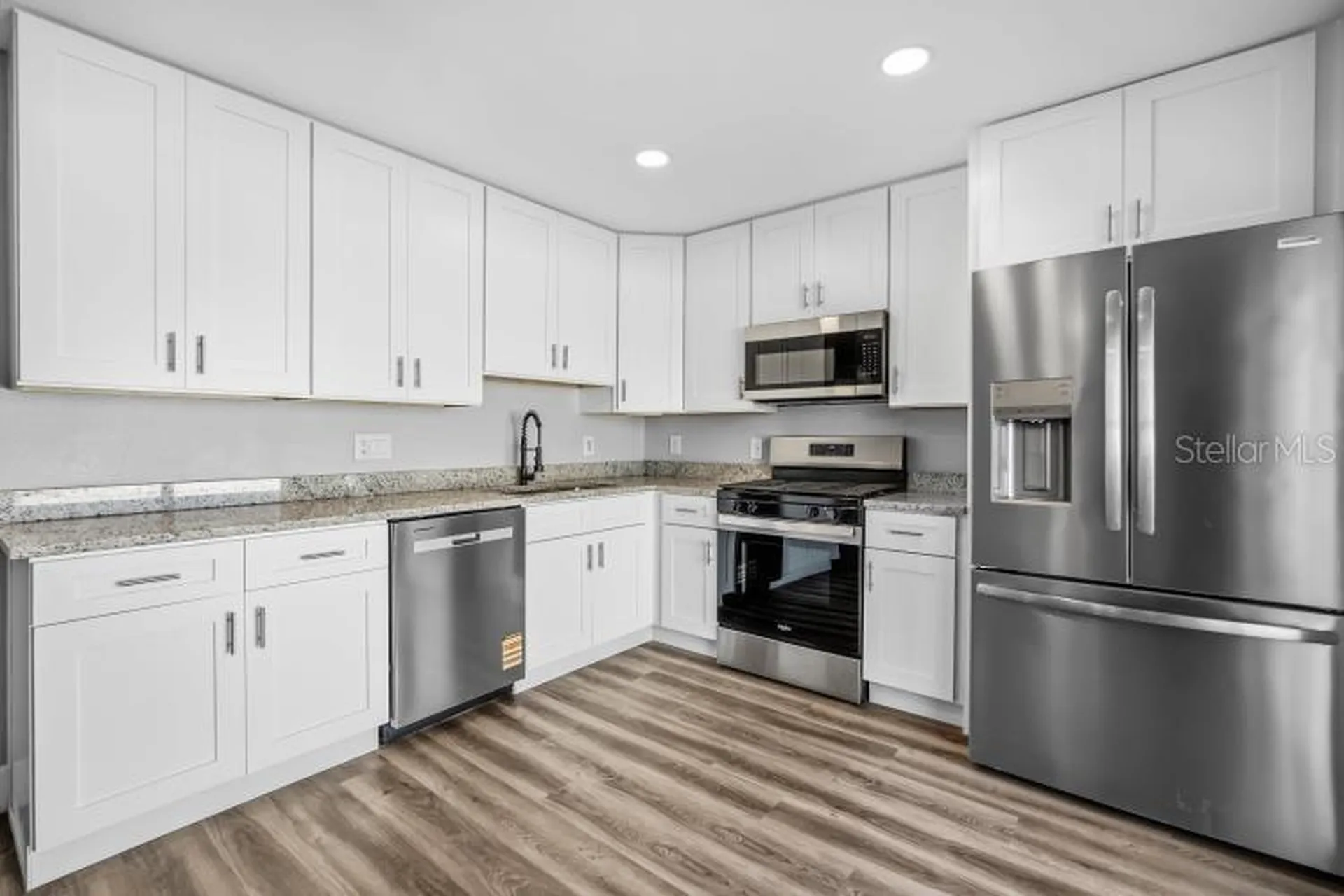 728 Belvoir Drive Davenport FL 33837
