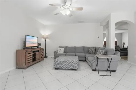 4029 Andover Cay Boulevard Orlando FL 32825