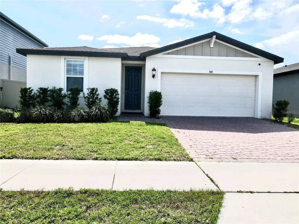 909 Cambridge Drive Winter Haven FL 33881