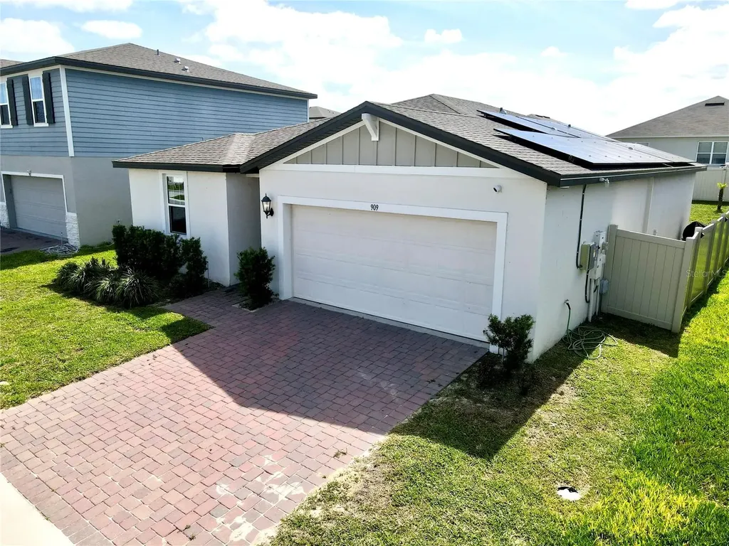 909 Cambridge Drive Winter Haven FL 33881