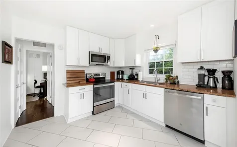 4300 3rd Avenue S St Petersburg FL 33711