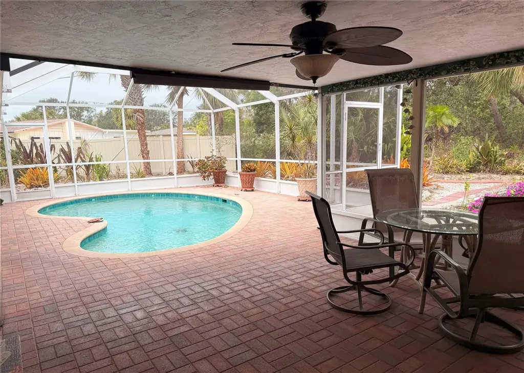 5353 Shadow Lawn Drive Sarasota FL 34242