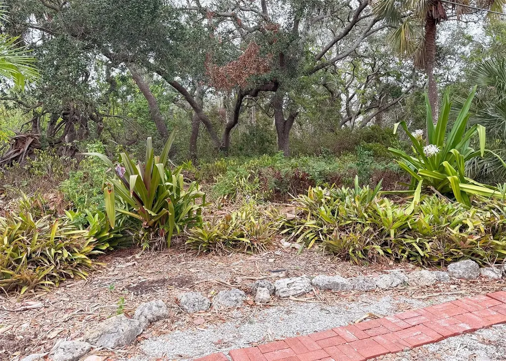 5353 Shadow Lawn Drive Sarasota FL 34242