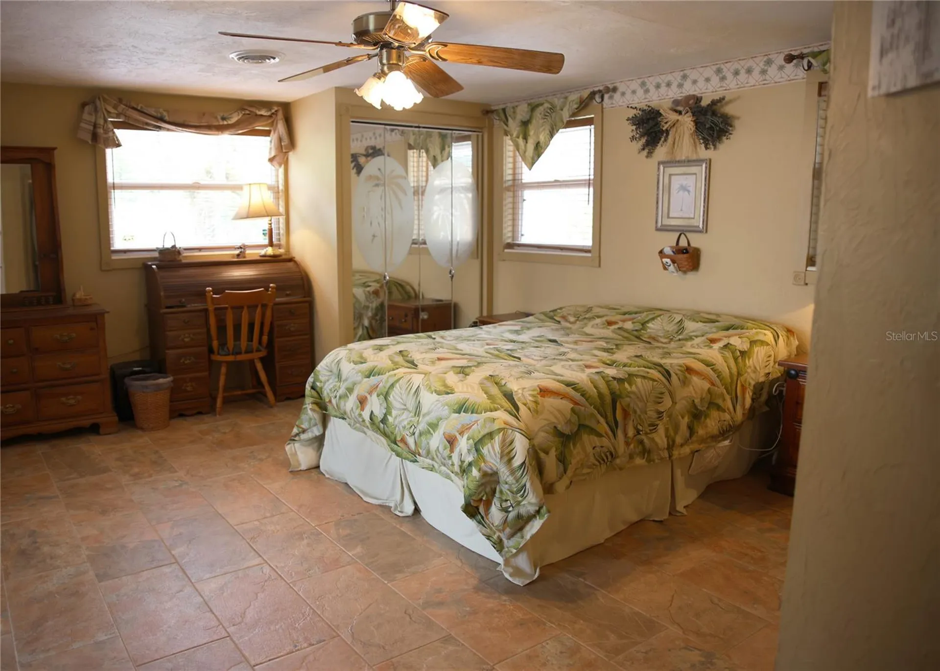5353 Shadow Lawn Drive Sarasota FL 34242