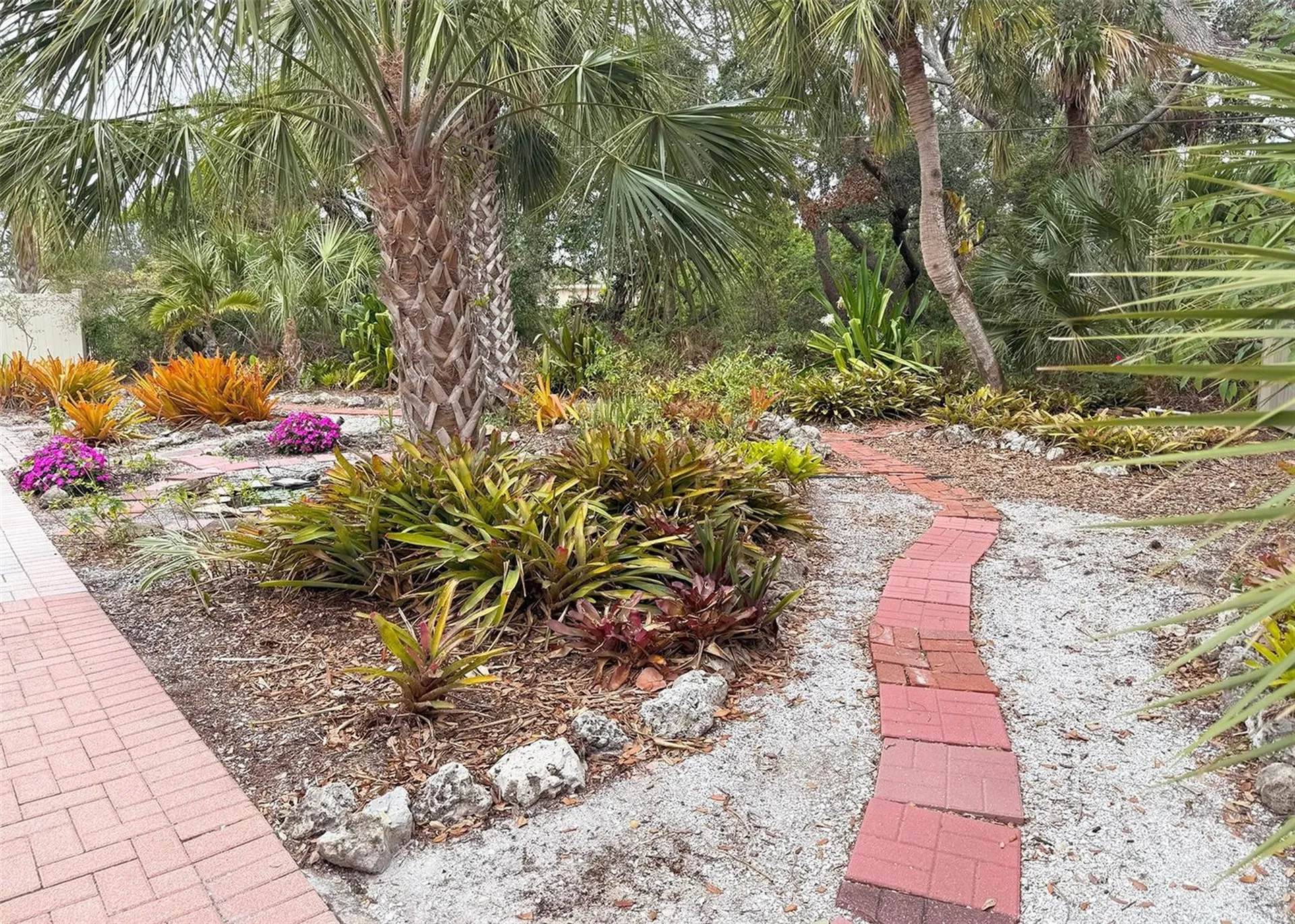 5353 Shadow Lawn Drive Sarasota FL 34242