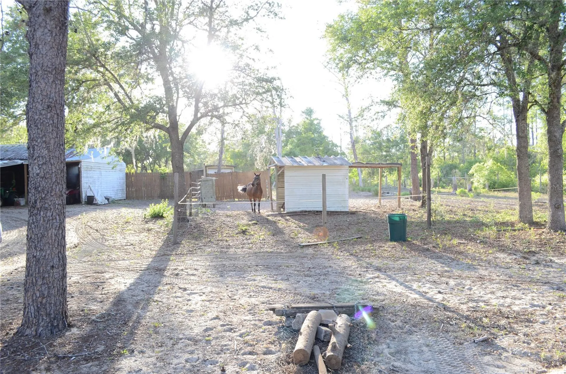 591 SE Fisher Road Ocklawaha FL 32179