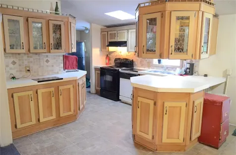 591 SE Fisher Road Ocklawaha FL 32179