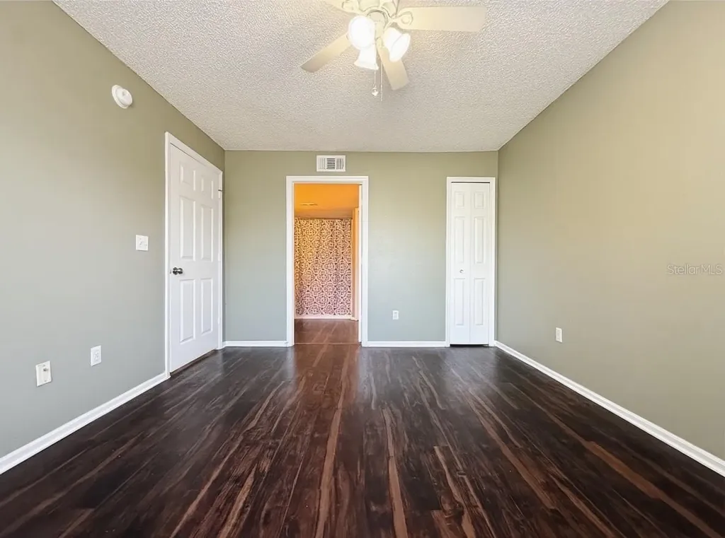 5124 Park Central Drive Orlando FL 32839