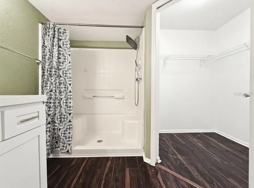 5124 Park Central Drive Orlando FL 32839