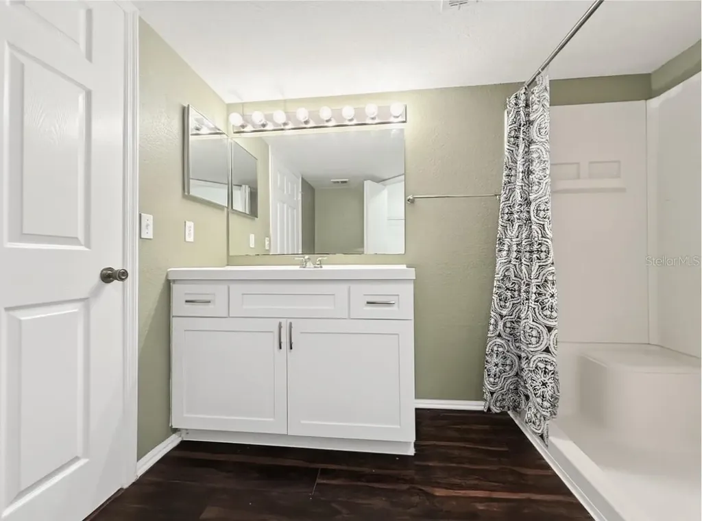 5124 Park Central Drive Orlando FL 32839