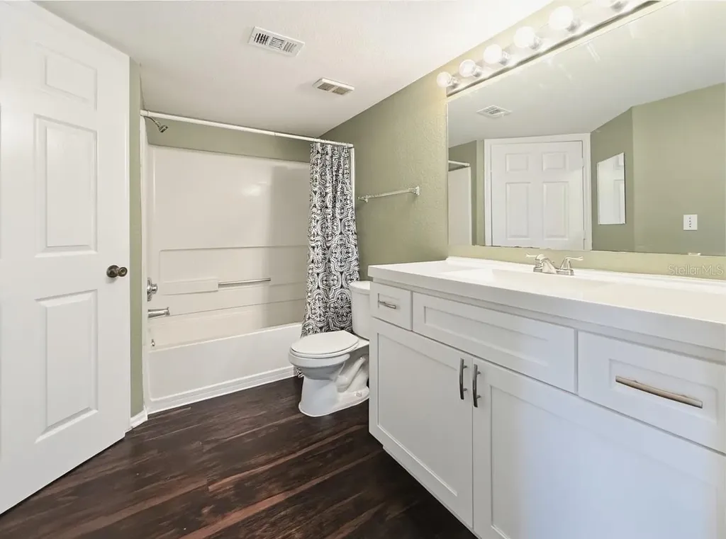 5124 Park Central Drive Orlando FL 32839