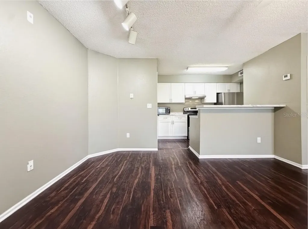 5124 Park Central Drive Orlando FL 32839