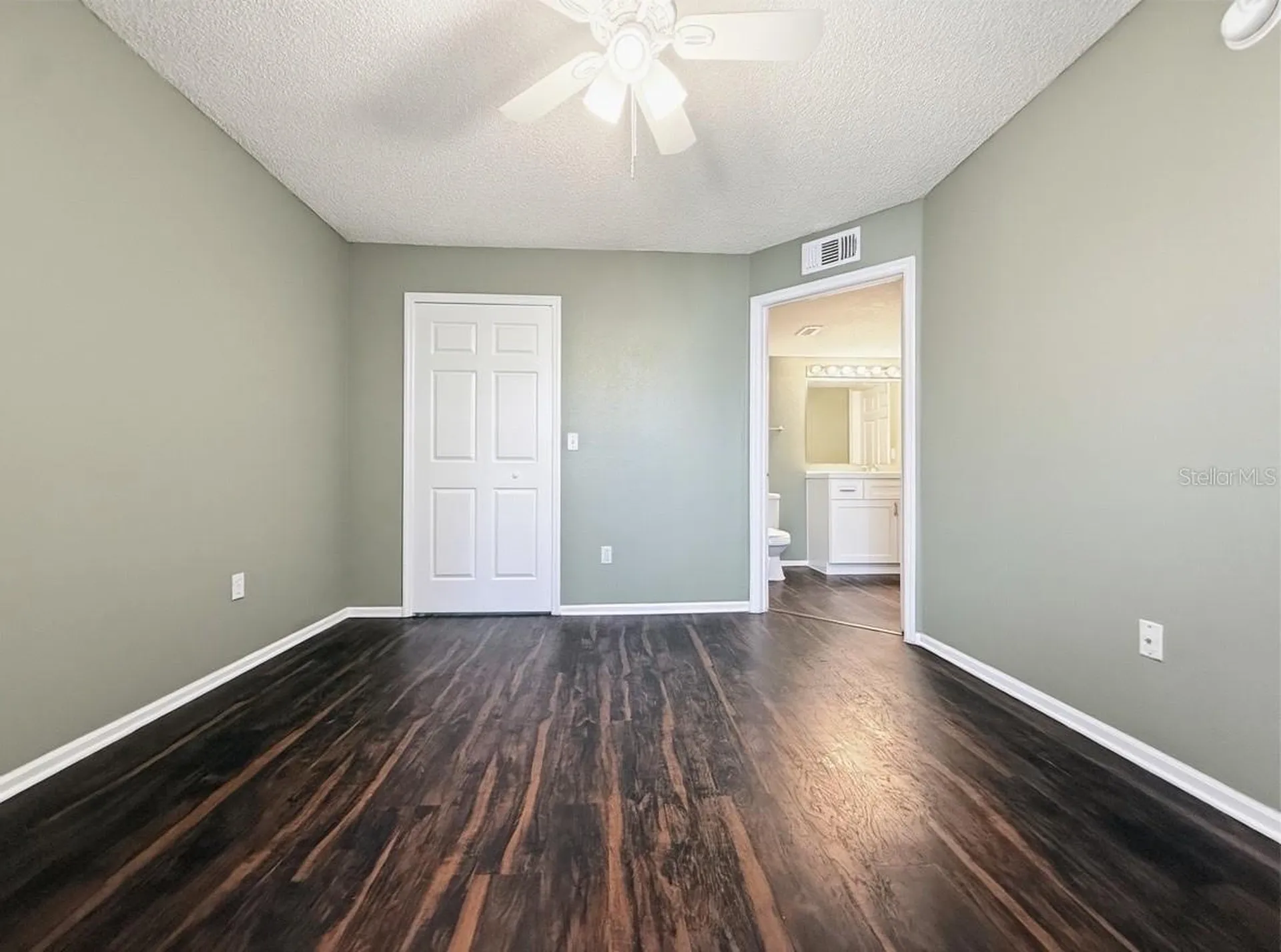 5124 Park Central Drive Orlando FL 32839