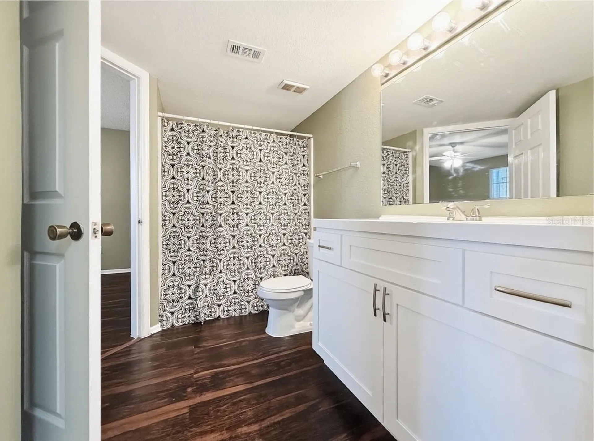 5124 Park Central Drive Orlando FL 32839