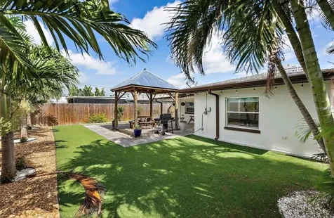 6750 W Flamingo Way S St Petersburg FL 33707