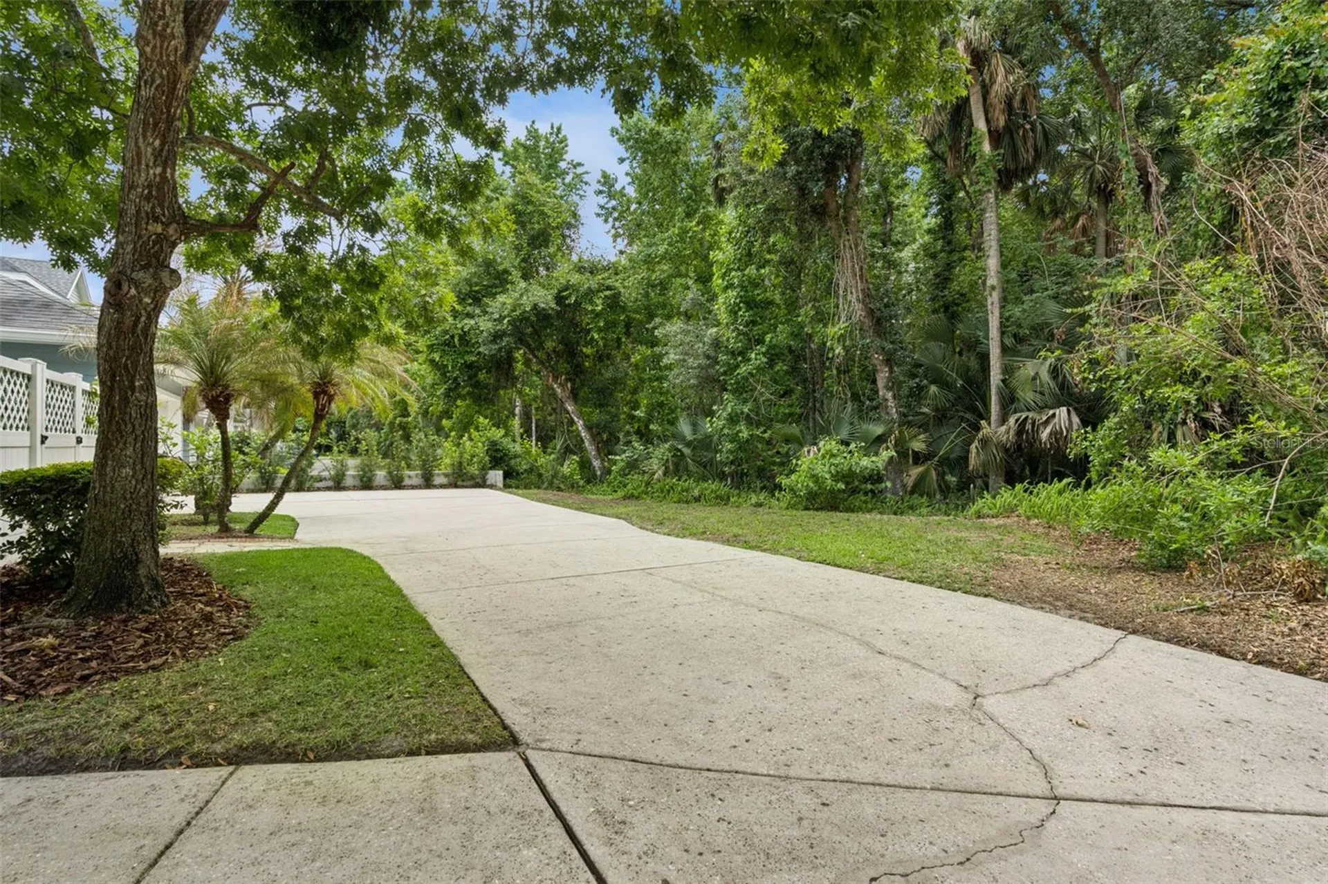 841 Lake Evalyn Drive Kissimmee FL 34747