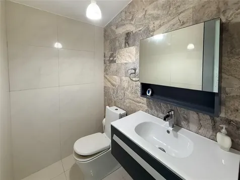C3 Green Valley Drive Caguas PR 00725