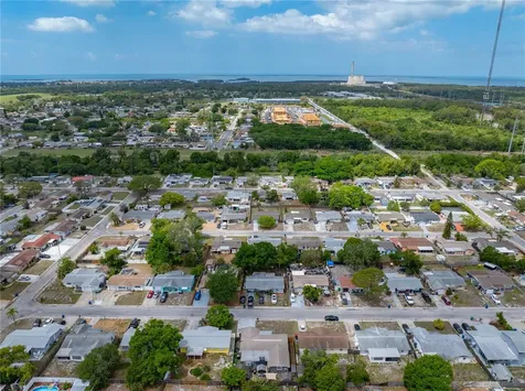 1414 Whitehall Lane Holiday FL 34691