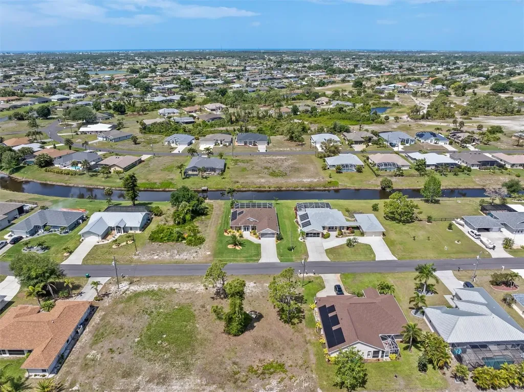 176 Mariner Lane Rotonda West FL 33947