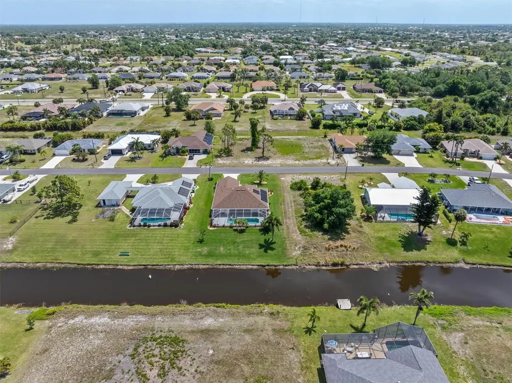 176 Mariner Lane Rotonda West FL 33947