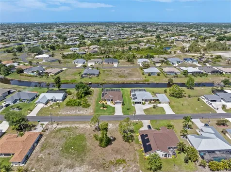 176 Mariner Lane Rotonda West FL 33947