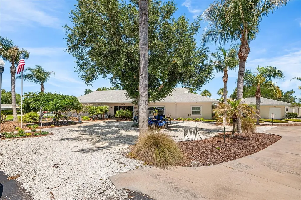 6002 Grand Oaks Drive SE Winter Haven FL 33884