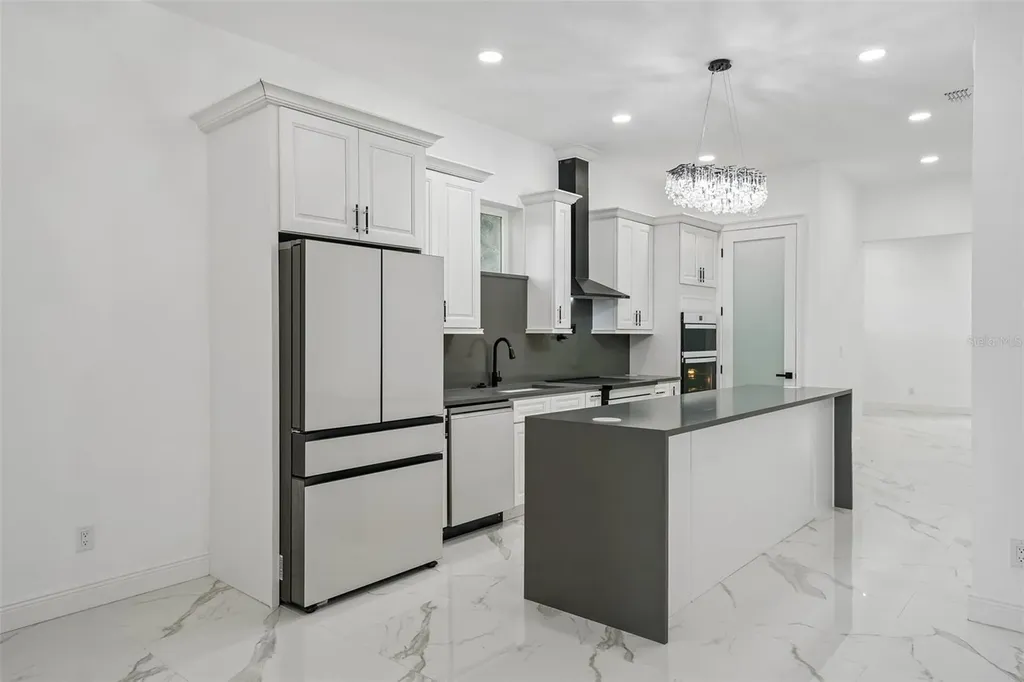 2816 Corrine Street Tampa FL 33605
