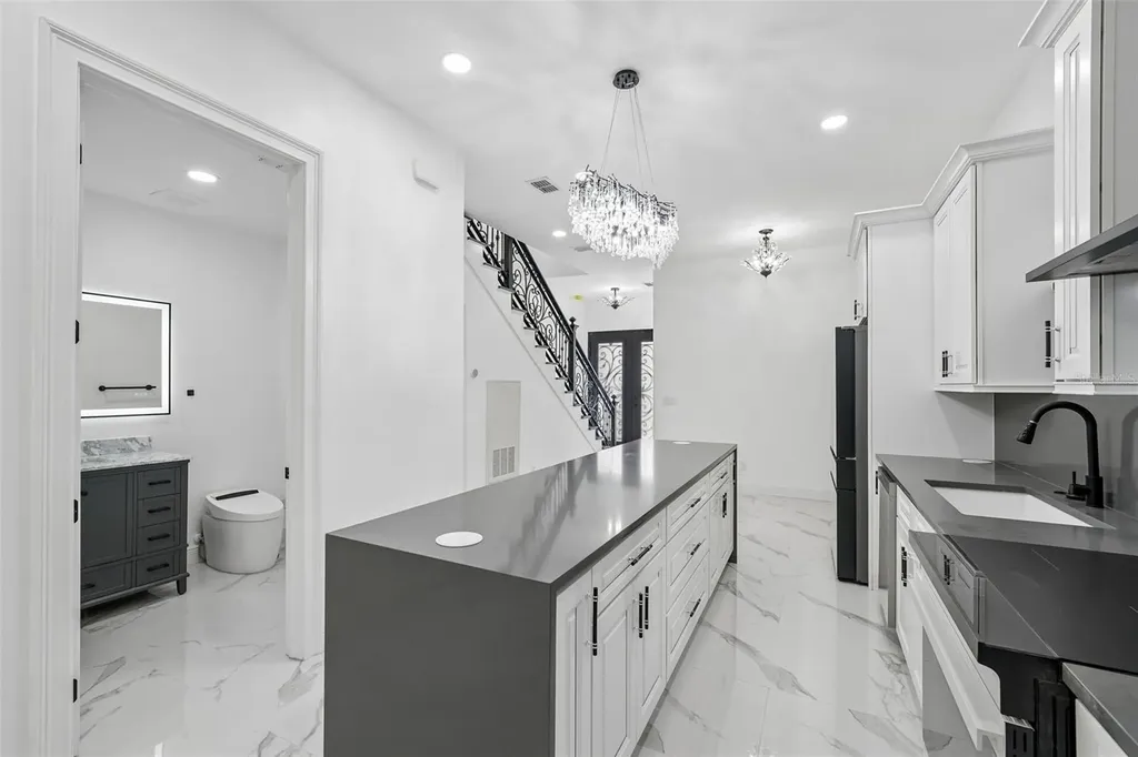 2816 Corrine Street Tampa FL 33605
