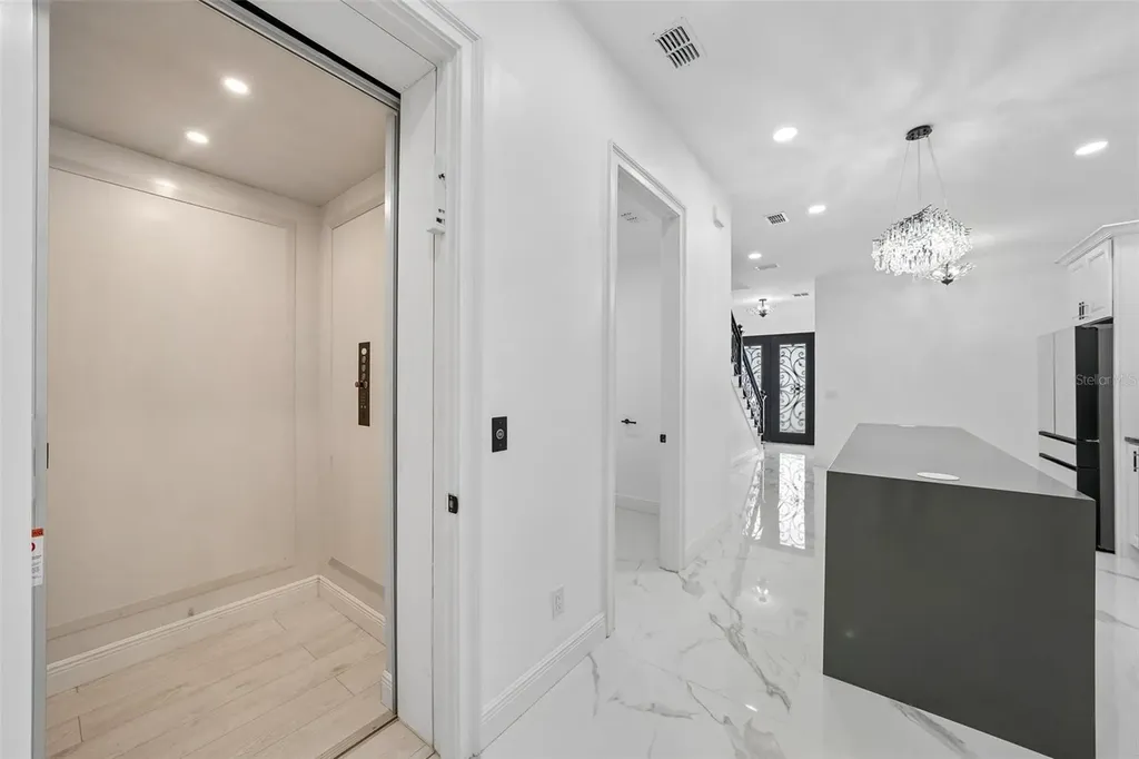 2816 Corrine Street Tampa FL 33605