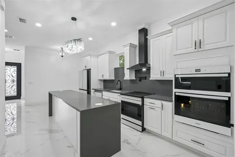 2816 Corrine Street Tampa FL 33605