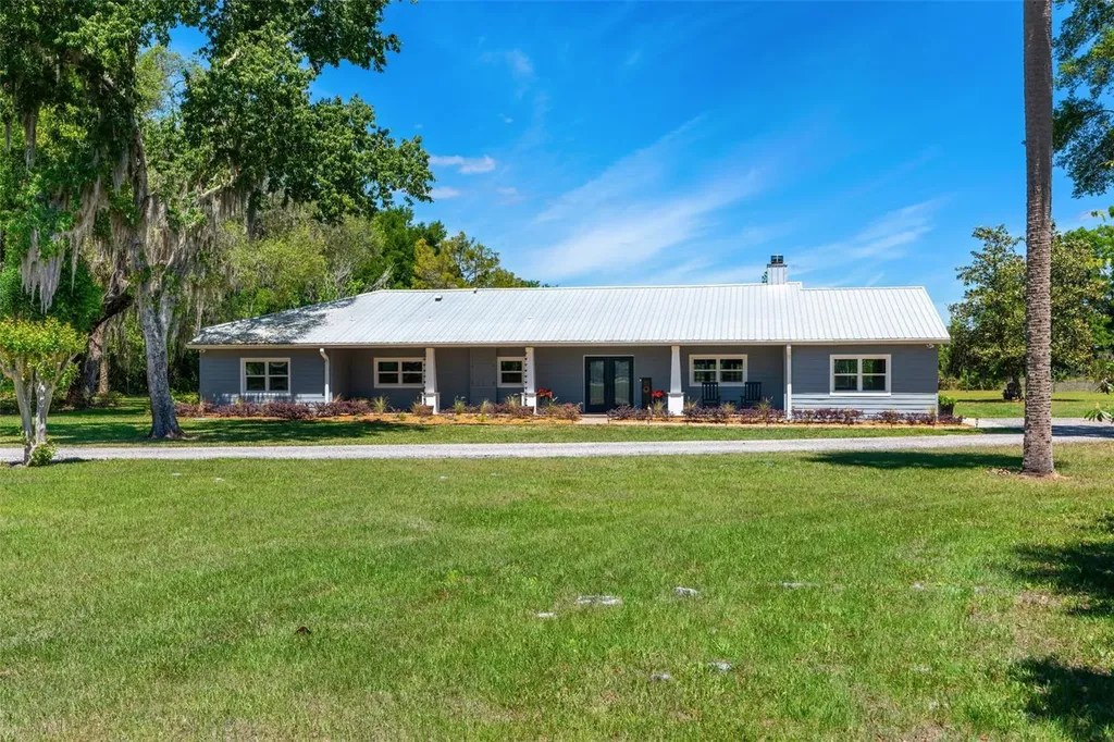 650 Old Mims Road Geneva FL 32732