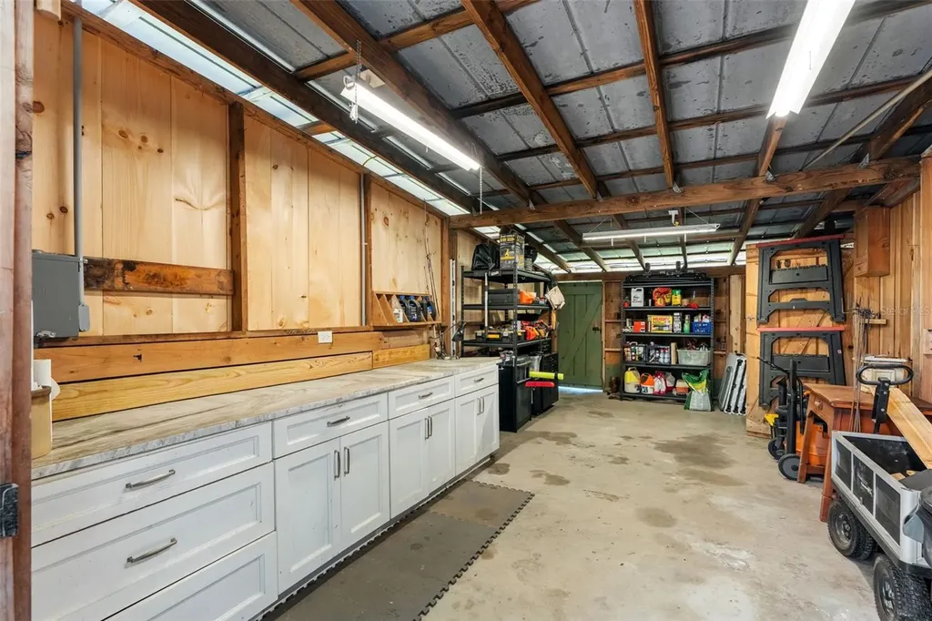 650 Old Mims Road Geneva FL 32732