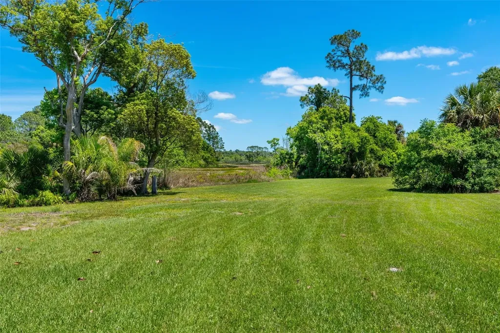 650 Old Mims Road Geneva FL 32732