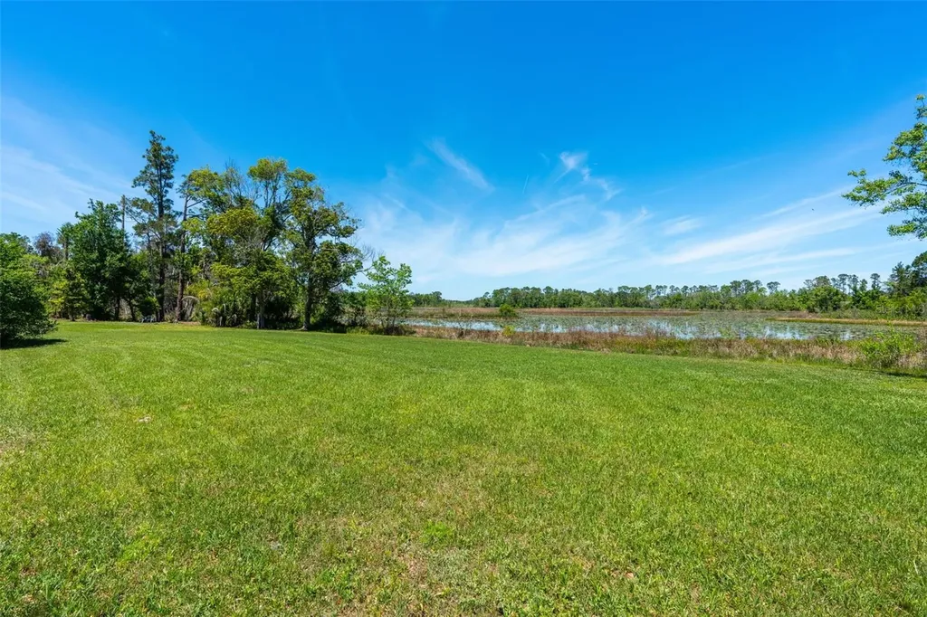 650 Old Mims Road Geneva FL 32732