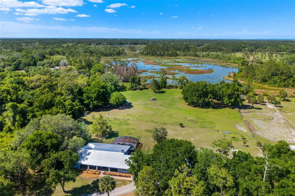 650 Old Mims Road Geneva FL 32732