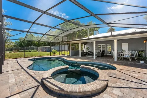 650 Old Mims Road Geneva FL 32732