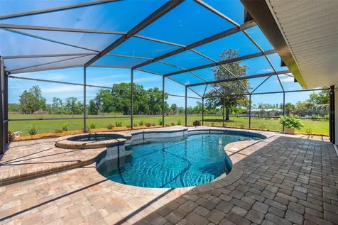 650 Old Mims Road Geneva FL 32732