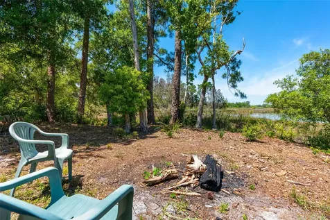 650 Old Mims Road Geneva FL 32732