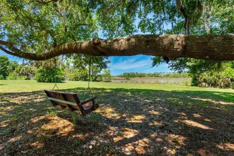 650 Old Mims Road Geneva FL 32732