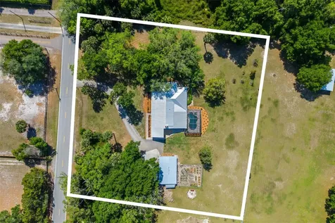 650 Old Mims Road Geneva FL 32732