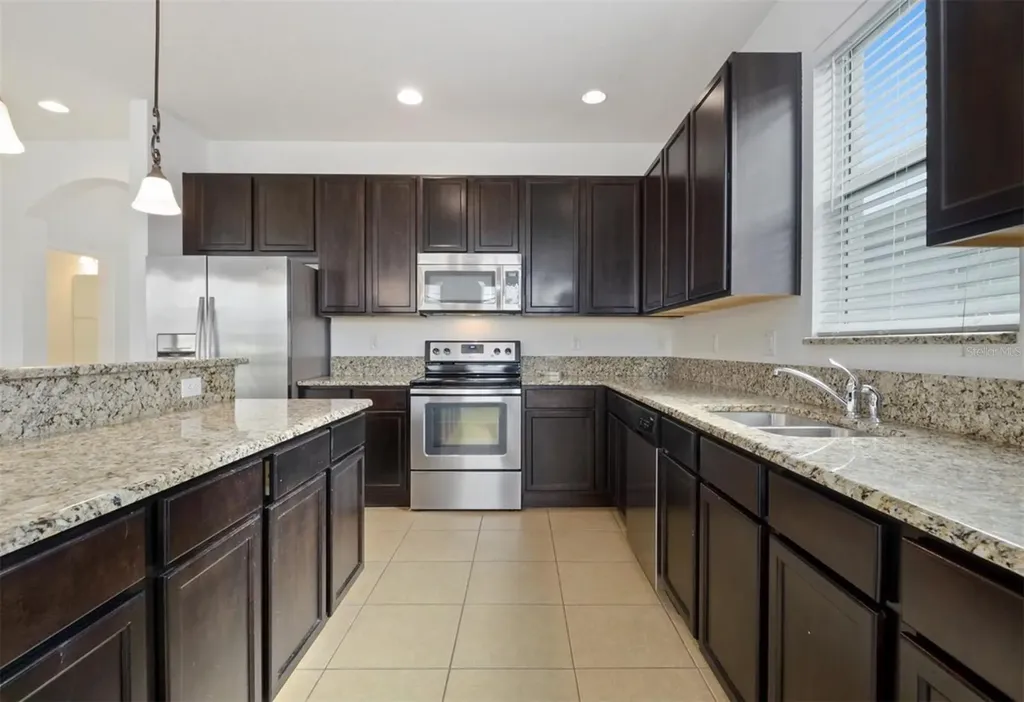 4475 Biscayne Breeze Way Kissimmee FL 34744