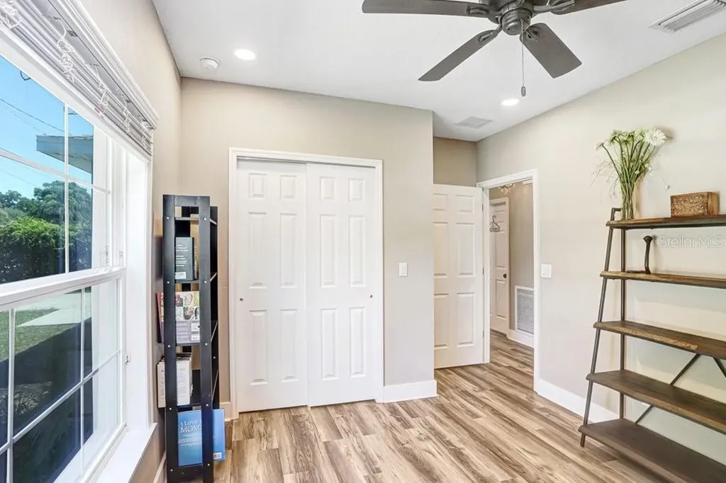 618 Oak Ridge Drive Brandon FL 33510