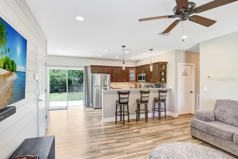 618 Oak Ridge Drive Brandon FL 33510