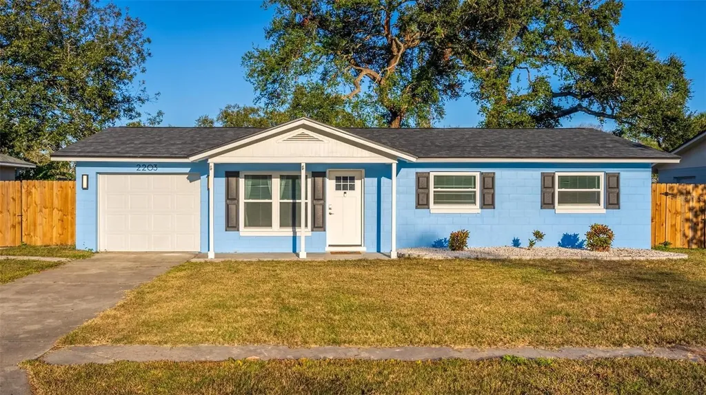 2203 Nottingham Road South Daytona FL 32119