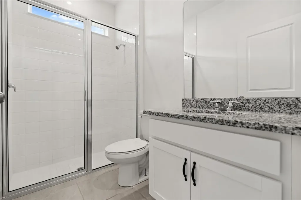 1051 Lakeshore Breeze Place Kissimmee FL 34747
